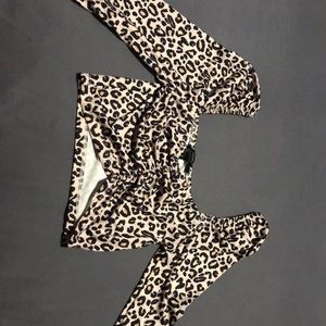 Leopard Cropped Long sleeve top  🐆